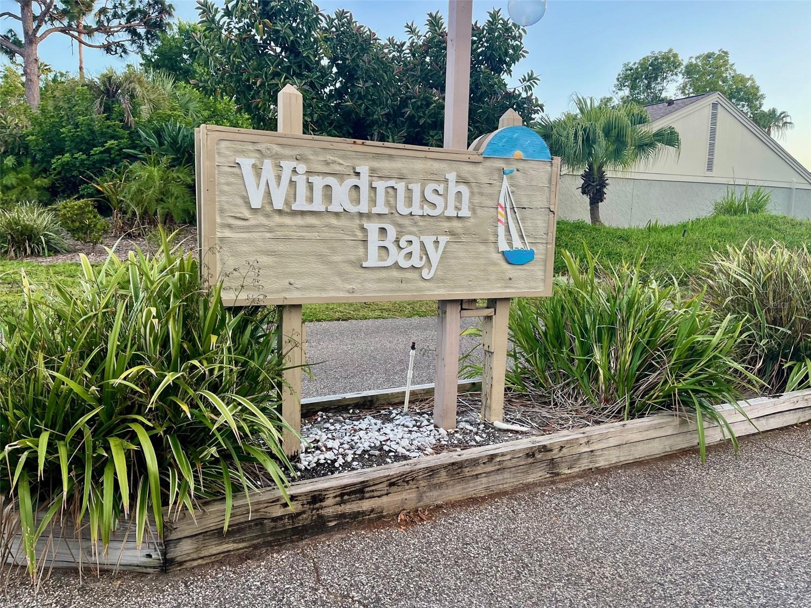 404 WINDRUSH BAY DR, TARPON SPRINGS, FL, 34689