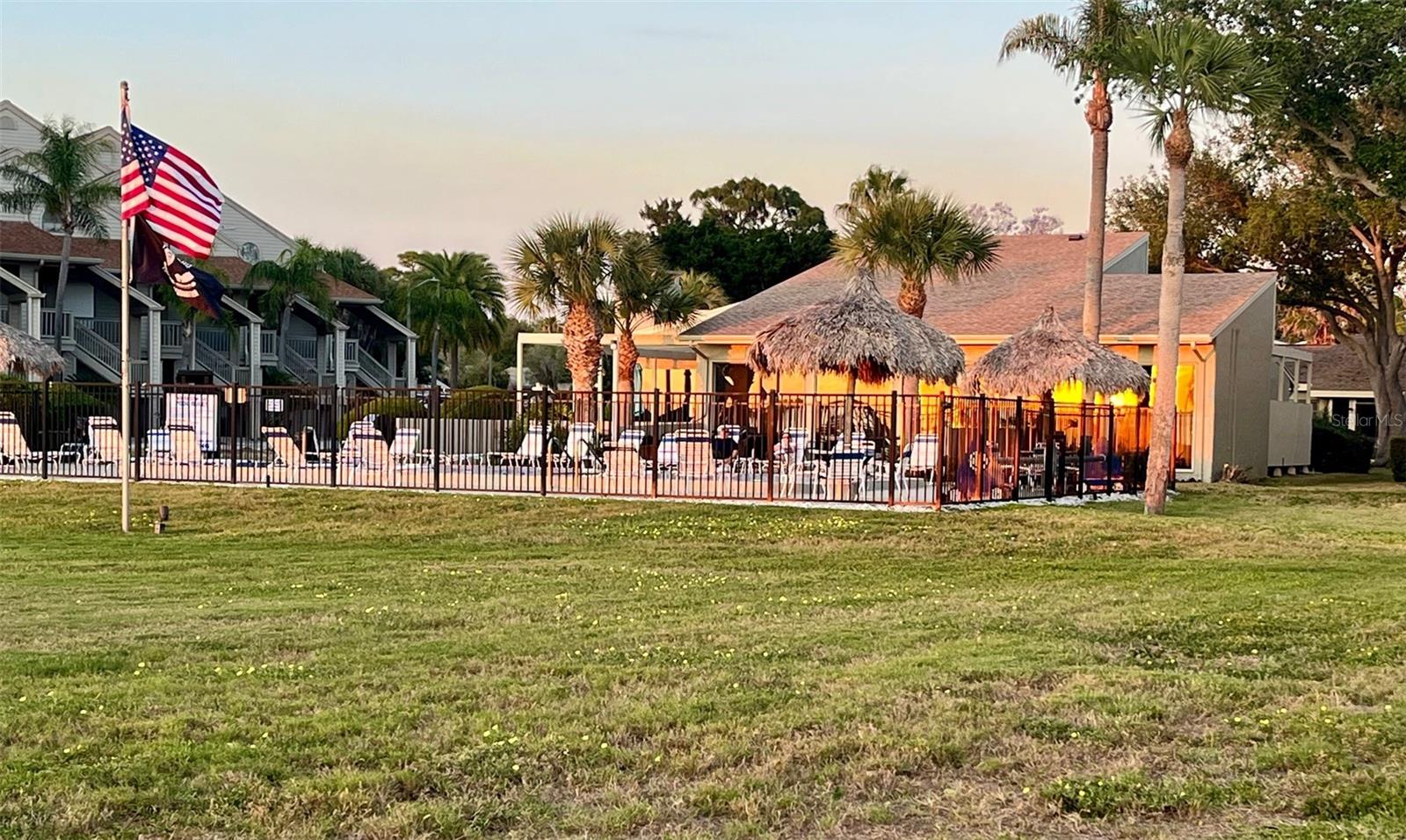 404 WINDRUSH BAY DR, TARPON SPRINGS, FL, 34689