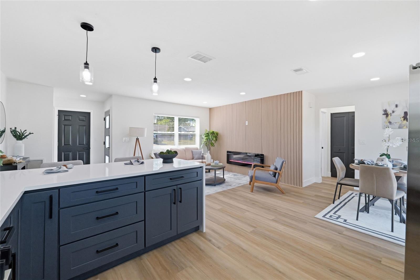 1423 CHESTERFIELD DR, DUNEDIN, FL, 34698