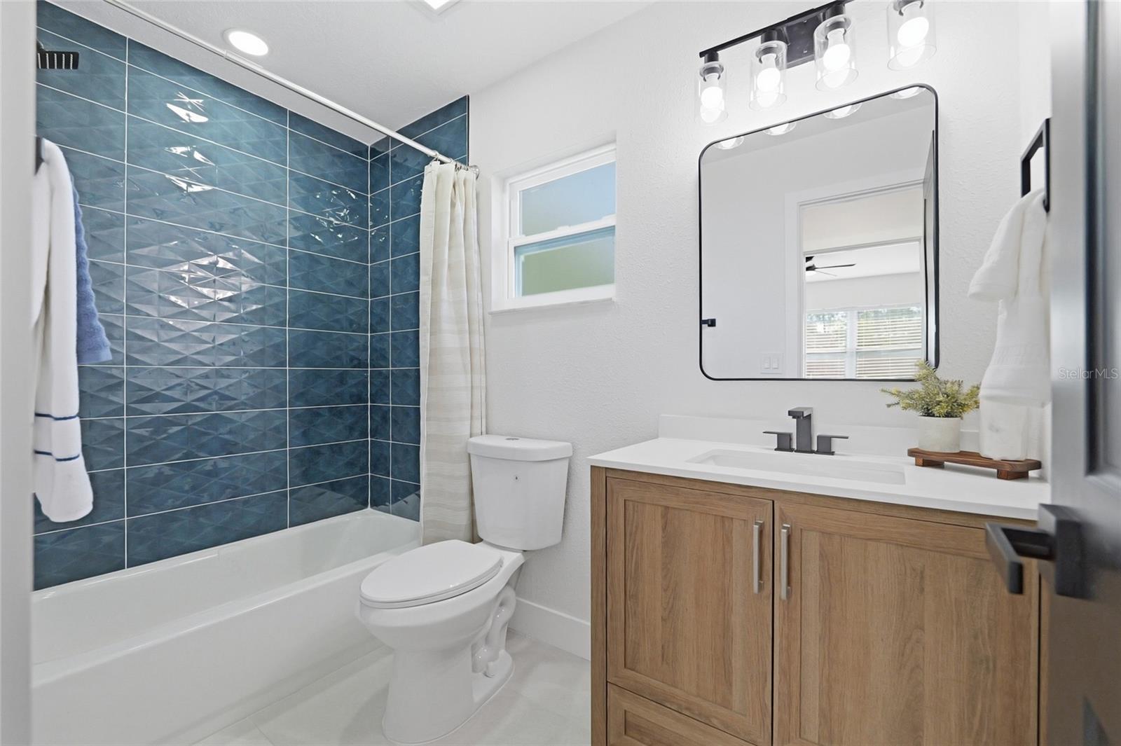 1423 CHESTERFIELD DR, DUNEDIN, FL, 34698