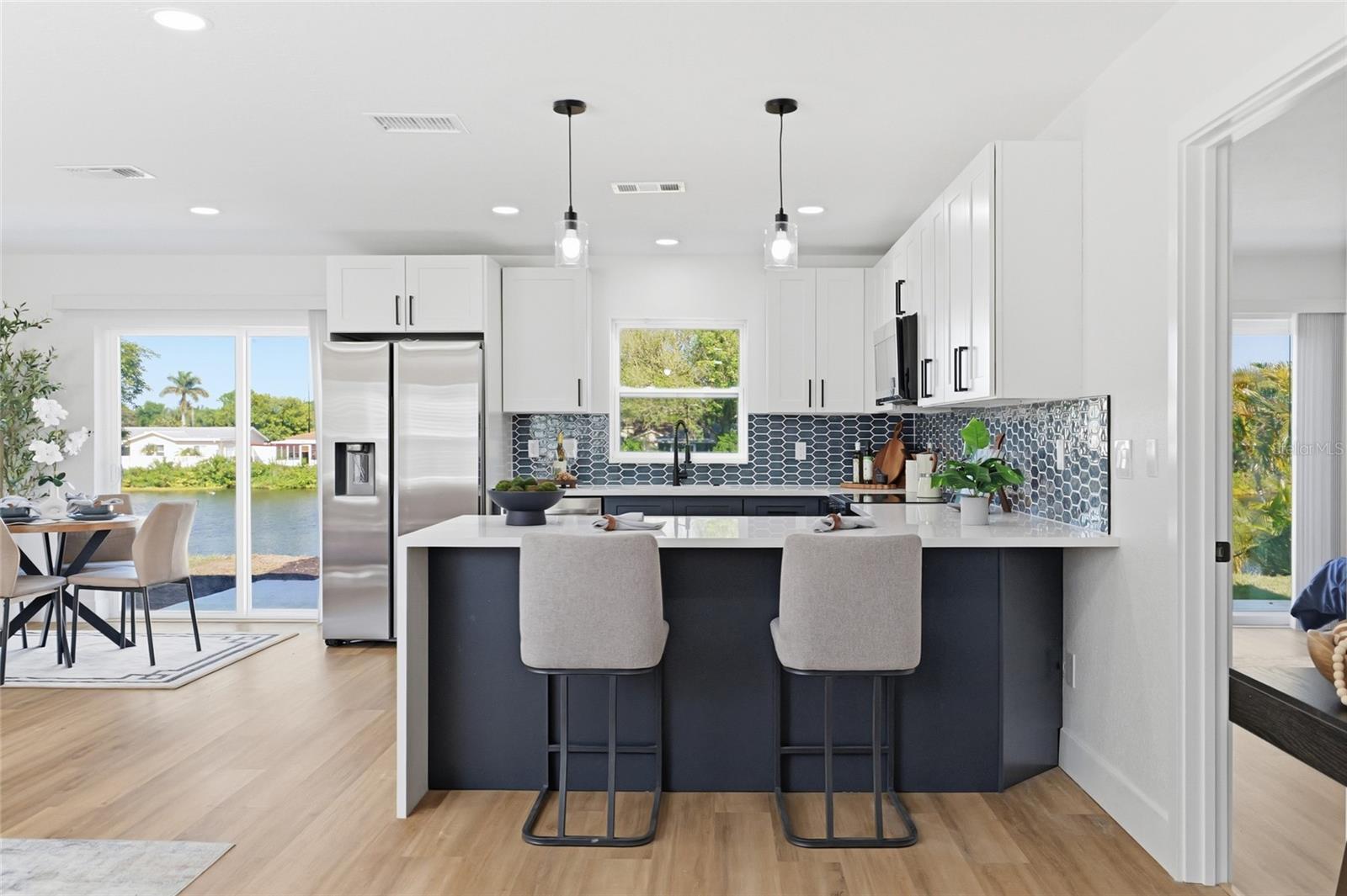 1423 CHESTERFIELD DR, DUNEDIN, FL, 34698