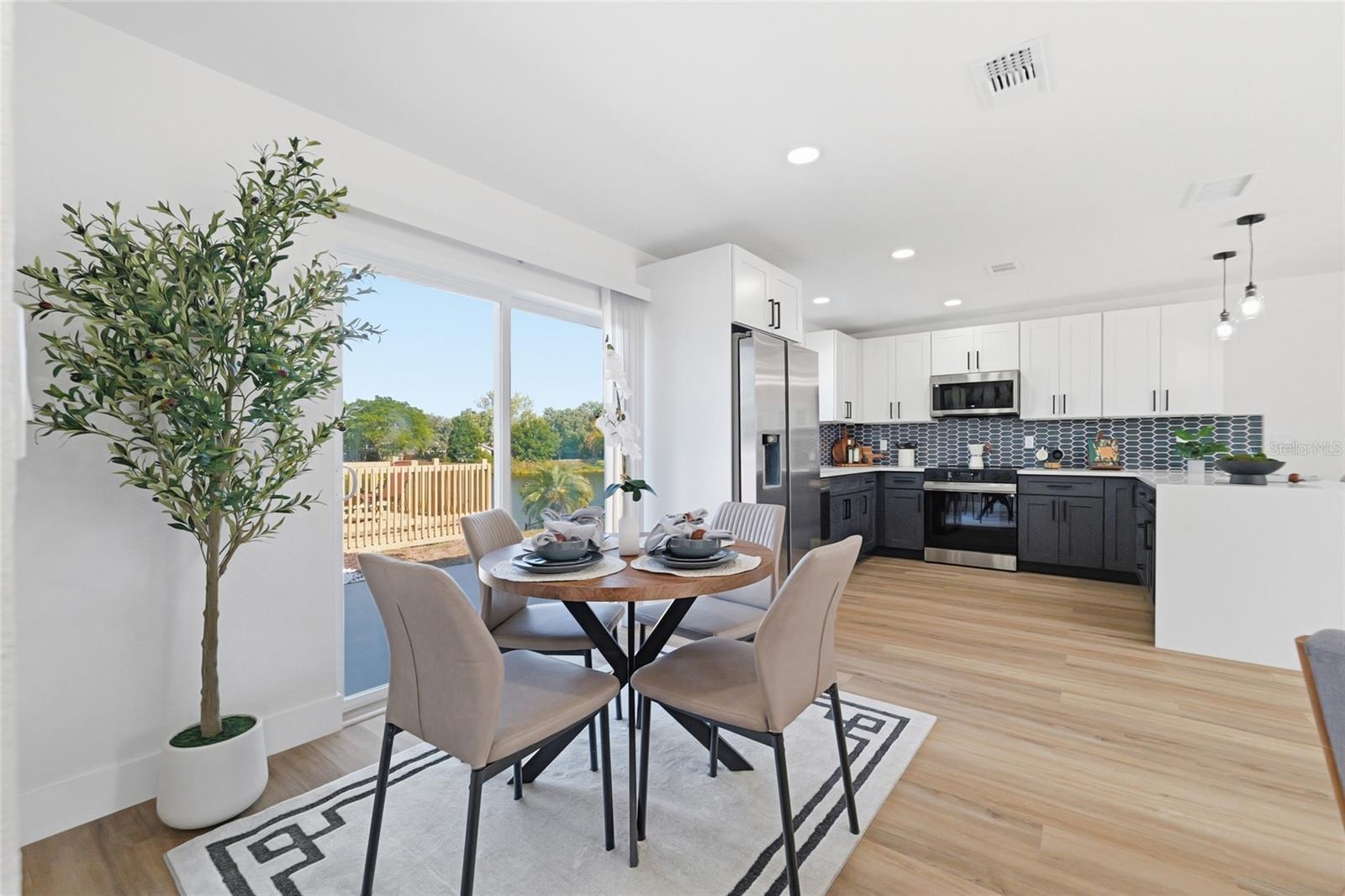 1423 CHESTERFIELD DR, DUNEDIN, FL, 34698