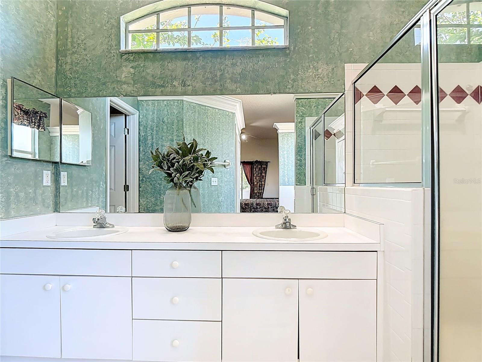 1033 MORNING STAR DR, LAKELAND, FL, 33810