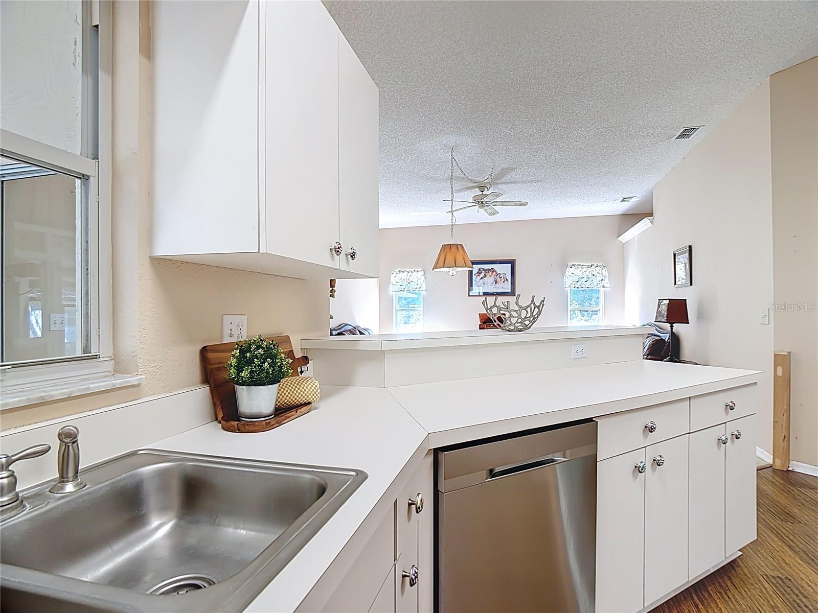 1033 MORNING STAR DR, LAKELAND, FL, 33810