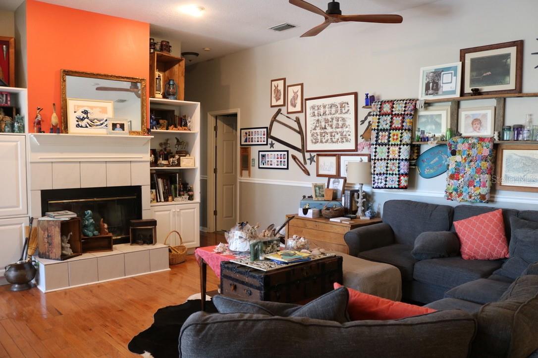 19150 LIVINGSTON AVE, LUTZ, FL, 33559