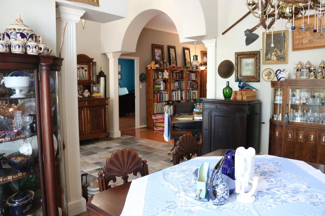 19150 LIVINGSTON AVE, LUTZ, FL, 33559