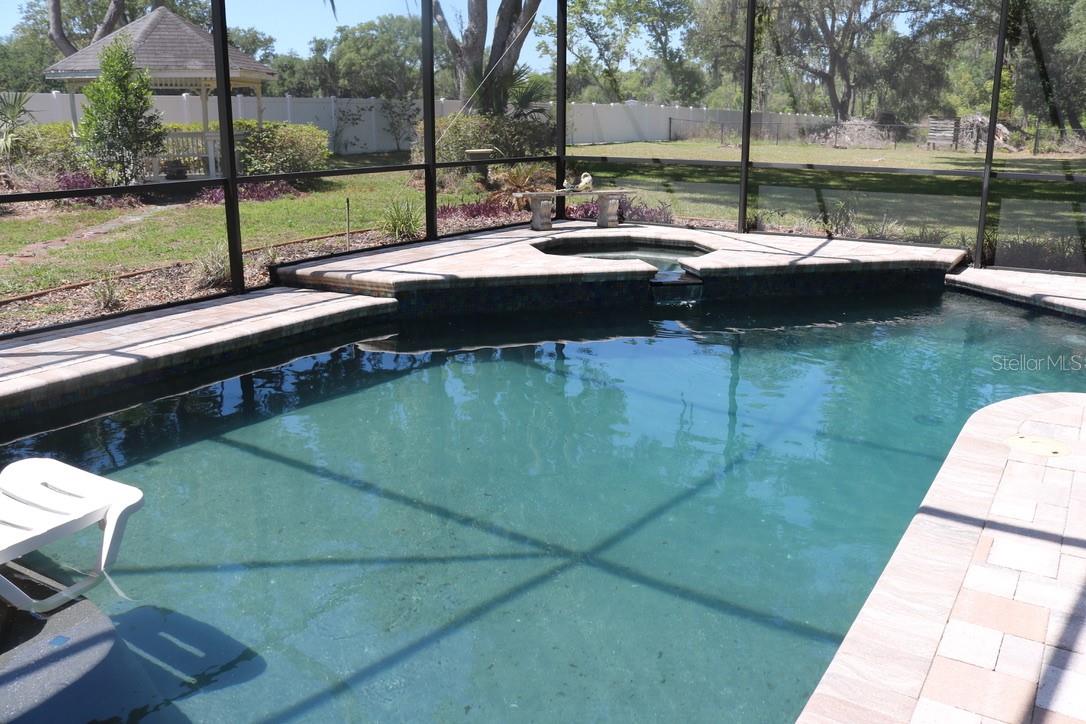 19150 LIVINGSTON AVE, LUTZ, FL, 33559