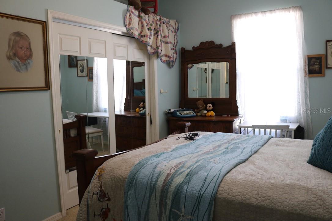 19150 LIVINGSTON AVE, LUTZ, FL, 33559