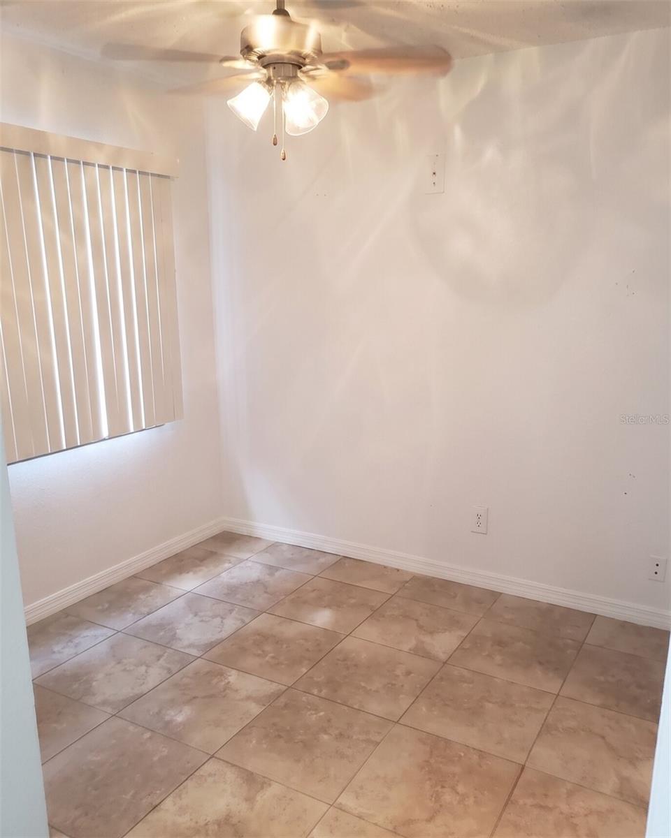 7526 NEEDLE LEAF PL #24, TAMPA, FL, 33617