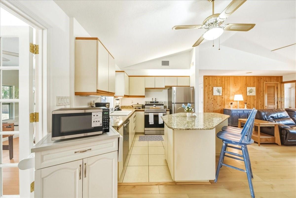 5639 BLOUNT AVE, SARASOTA, FL, 34231