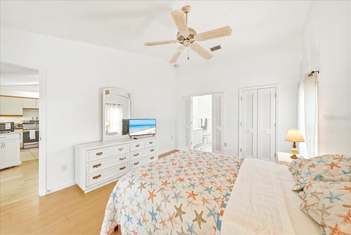 5639 BLOUNT AVE, SARASOTA, FL, 34231