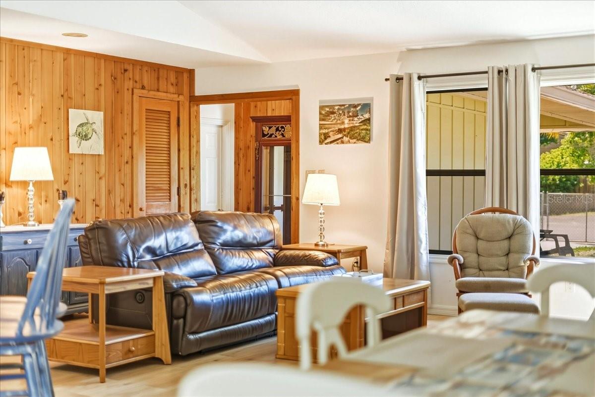 5639 BLOUNT AVE, SARASOTA, FL, 34231