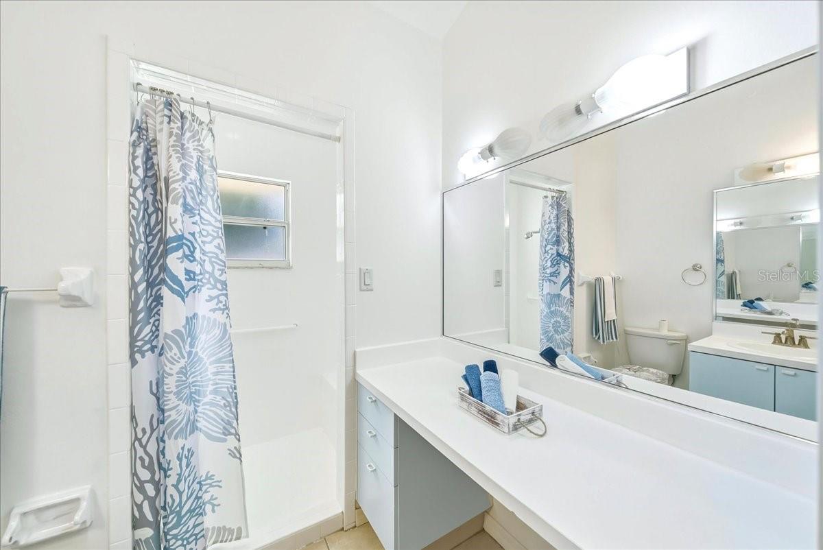 5639 BLOUNT AVE, SARASOTA, FL, 34231