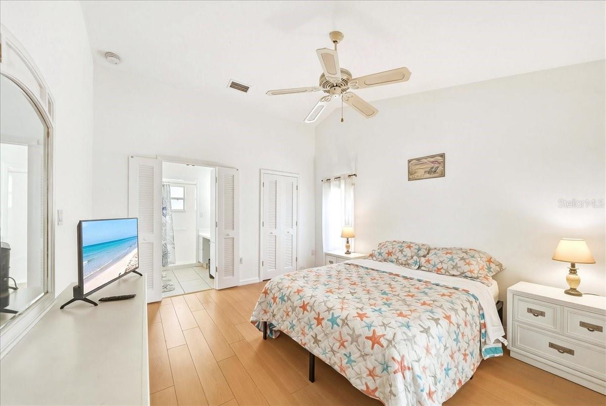 5639 BLOUNT AVE, SARASOTA, FL, 34231