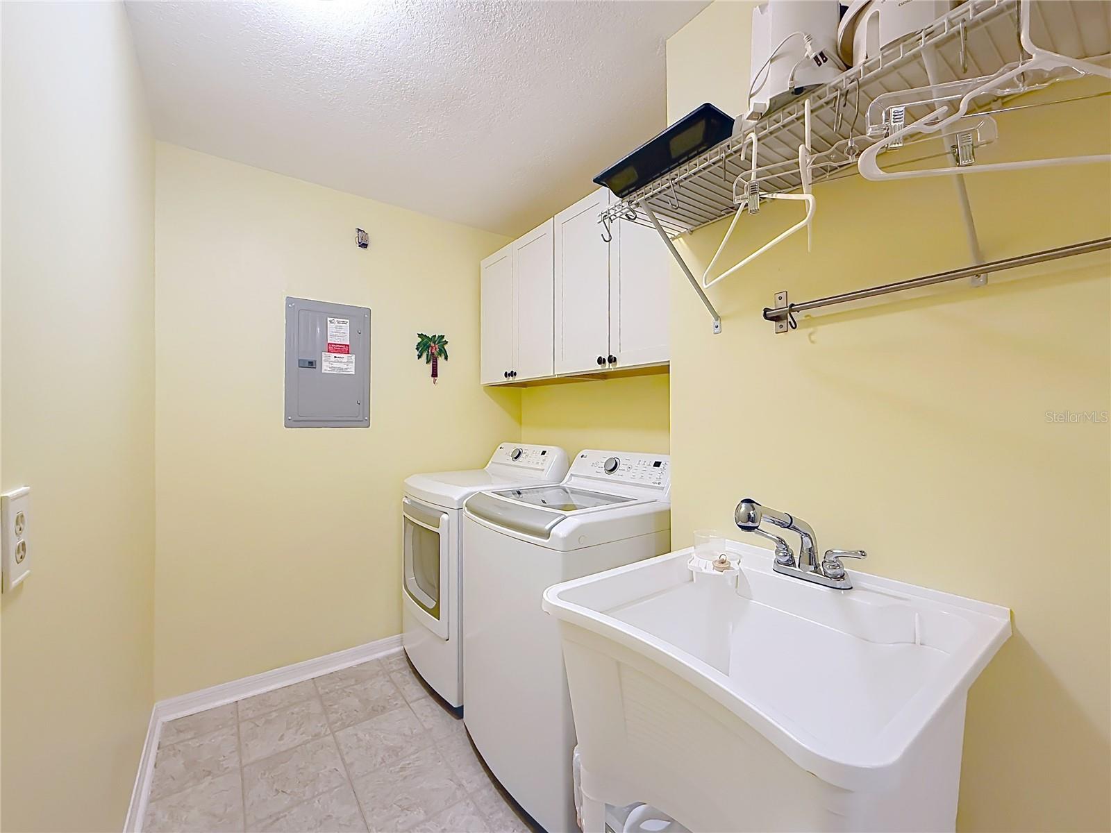 39 PINE ST, HOMOSASSA, FL, 34446