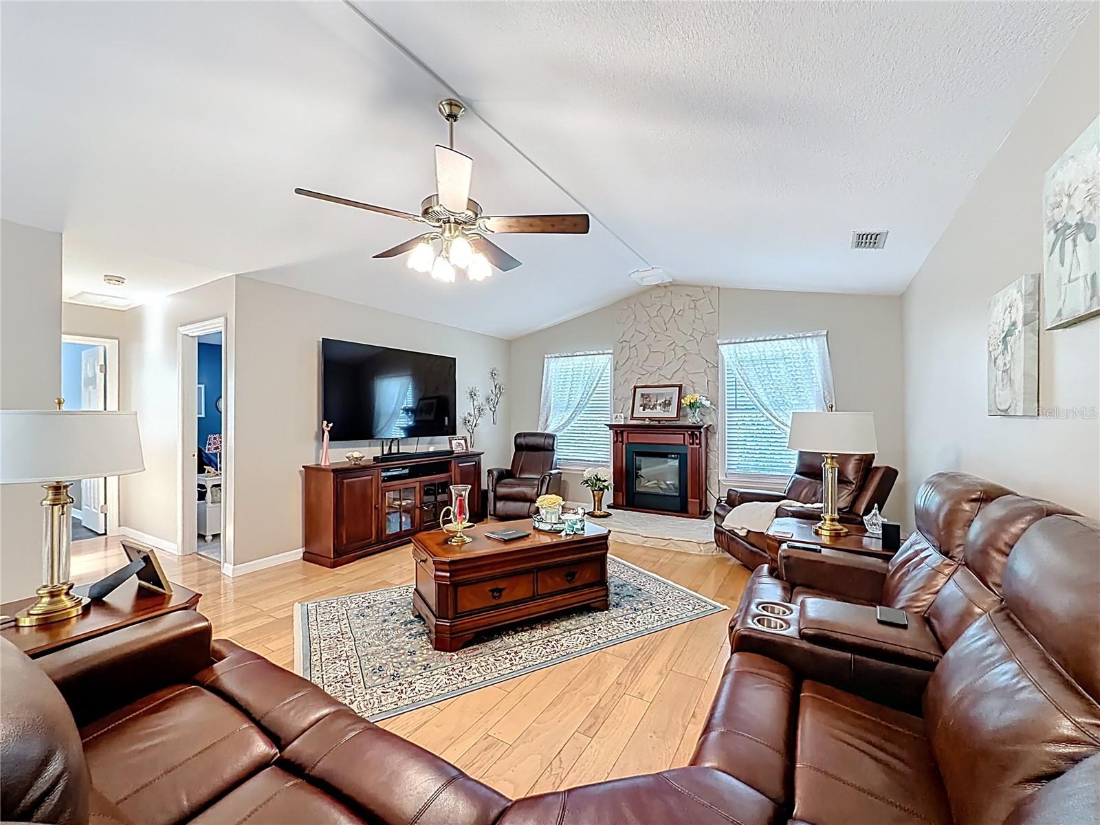 39 PINE ST, HOMOSASSA, FL, 34446