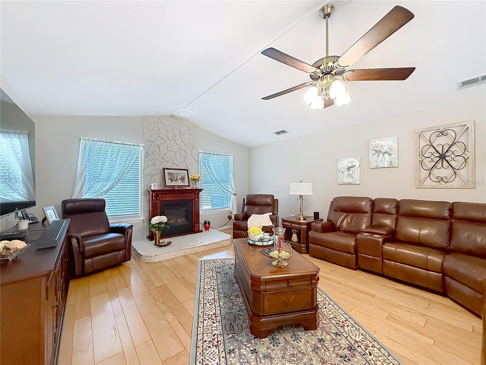 39 PINE ST, HOMOSASSA, FL, 34446