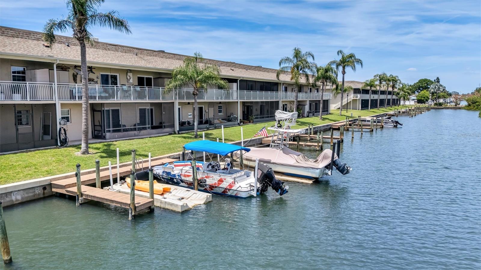 8817 BAY POINTE DR #107, TAMPA, FL, 33615