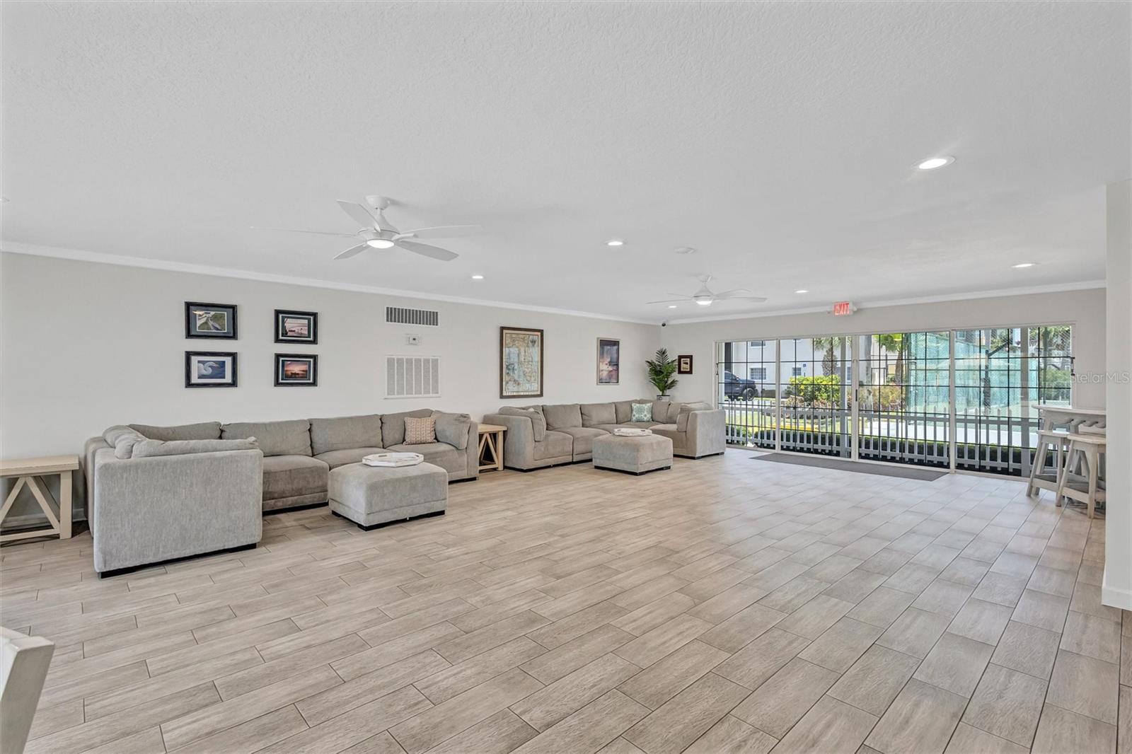 8817 BAY POINTE DR #107, TAMPA, FL, 33615