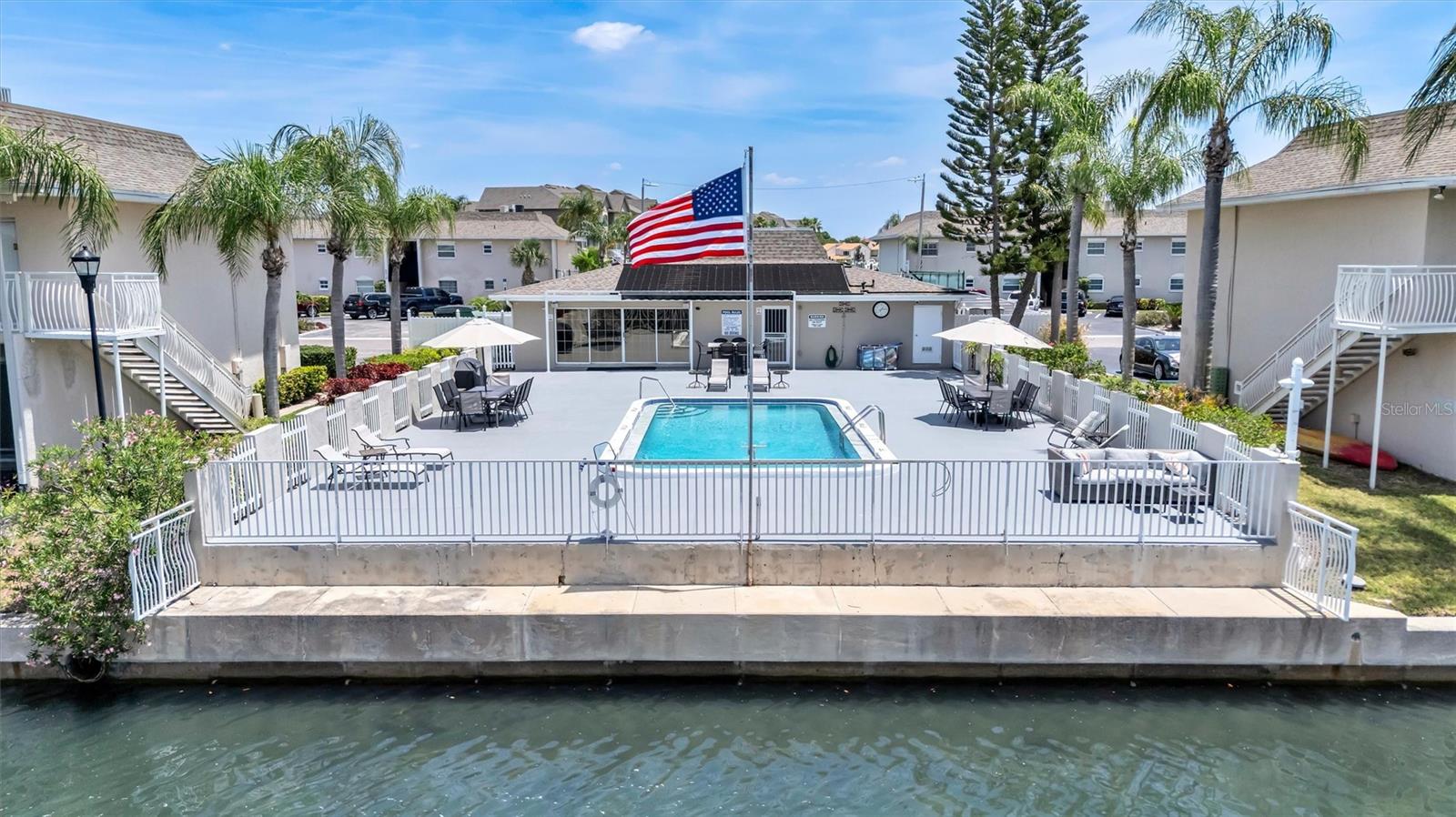 8817 BAY POINTE DR #107, TAMPA, FL, 33615