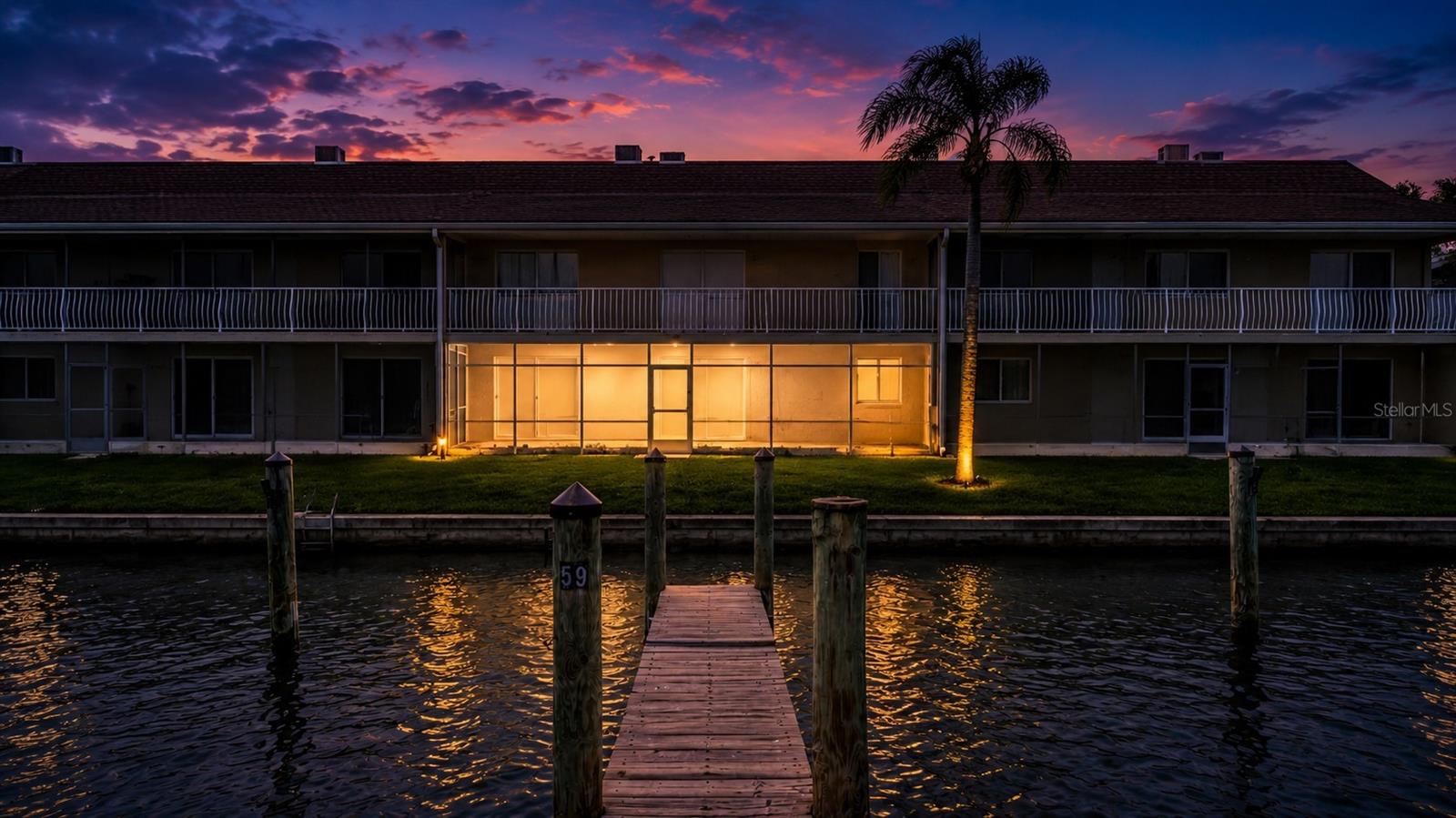 8817 BAY POINTE DR #107, TAMPA, FL, 33615