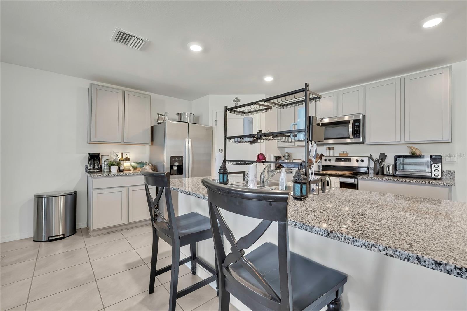 377 W FAIRWAYS VIEW DR, BEVERLY HILLS, FL, 34465