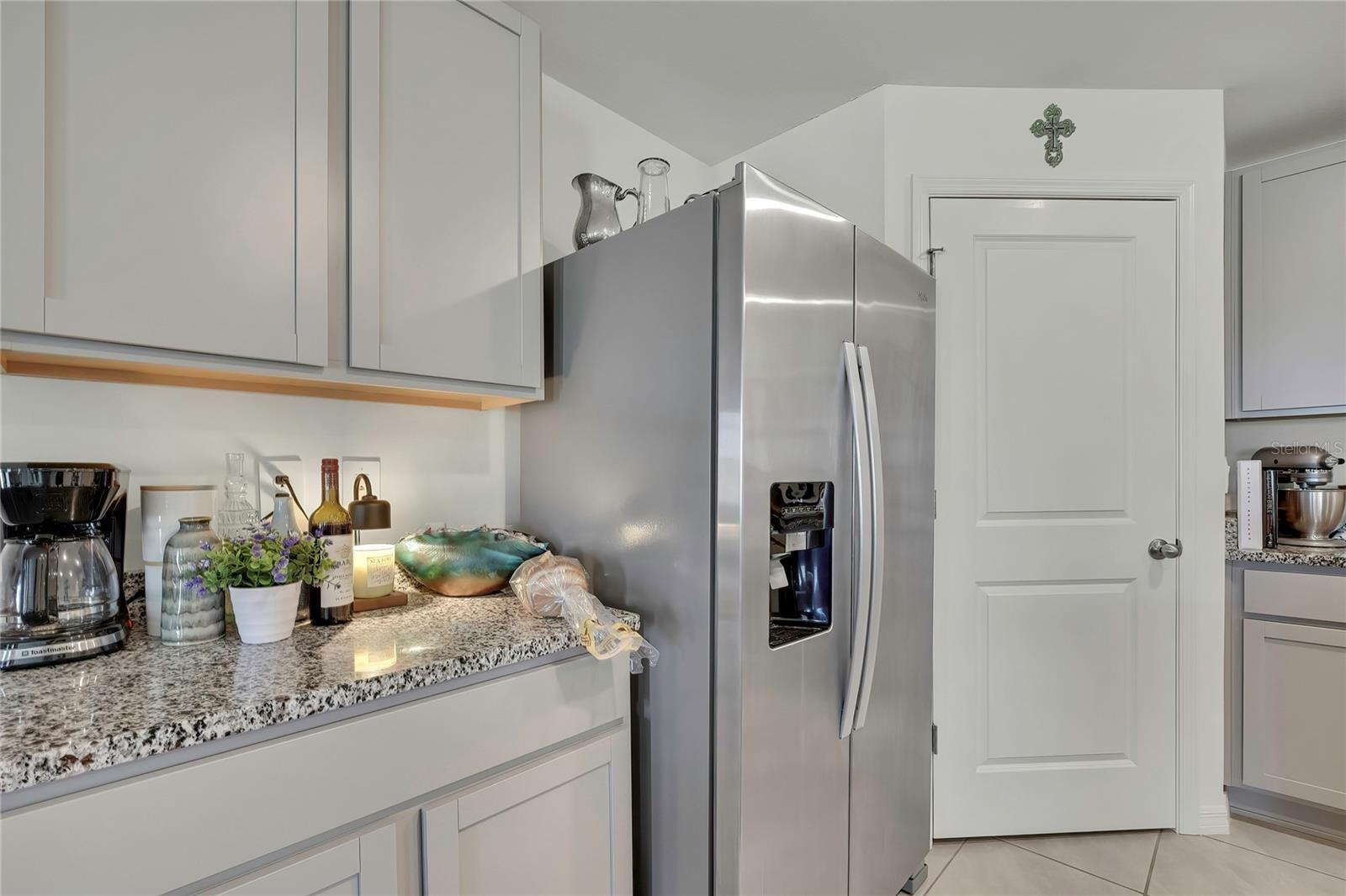 377 W FAIRWAYS VIEW DR, BEVERLY HILLS, FL, 34465