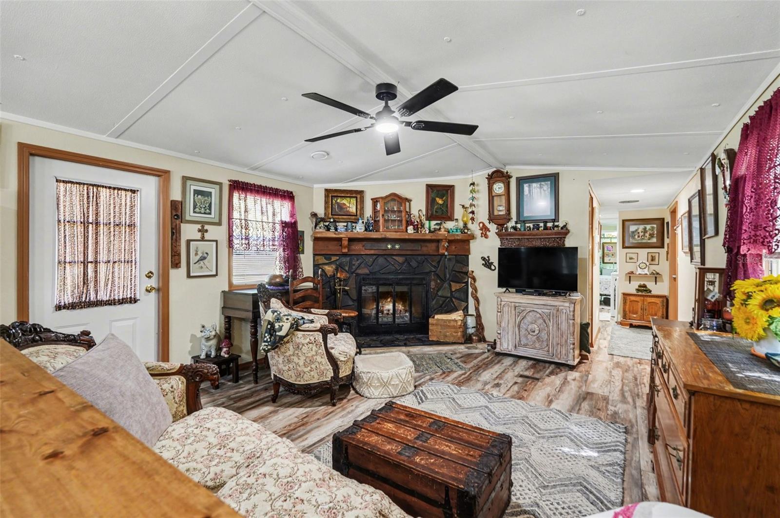 9243 COOPER TER, BROOKSVILLE, FL, 34601