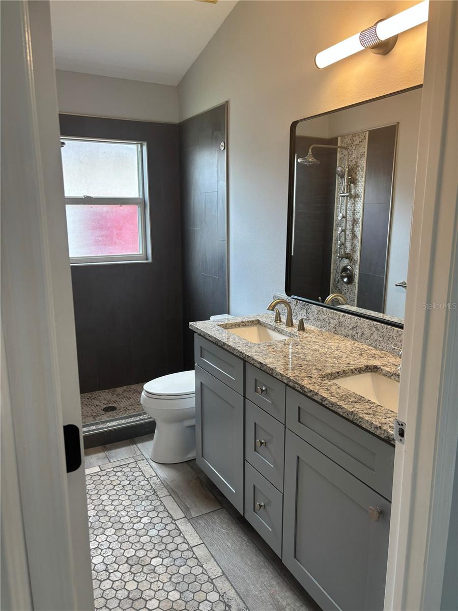 2830 STRAND CIR, OVIEDO, FL, 32765