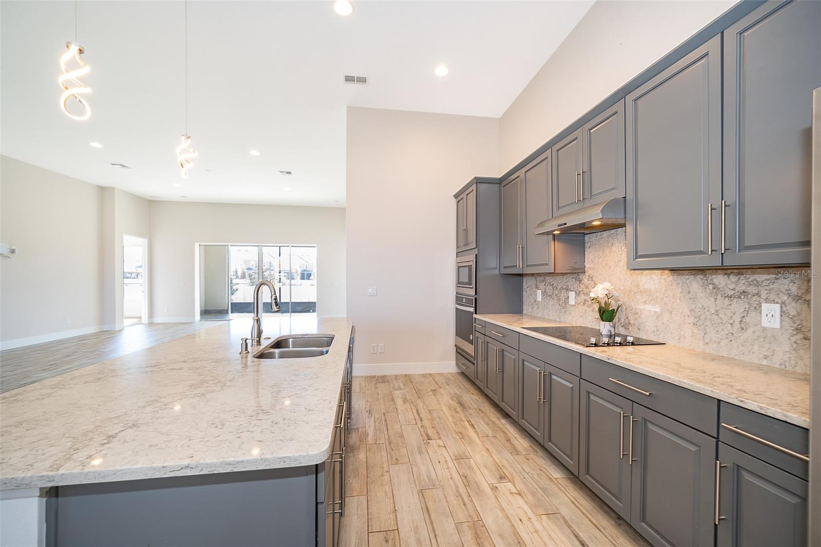 2400 SYMPHONY CIR, ST CLOUD, FL, 34771