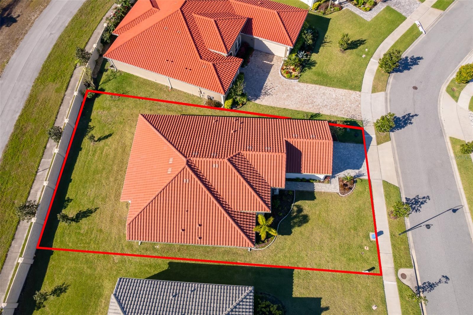 2400 SYMPHONY CIR, ST CLOUD, FL, 34771