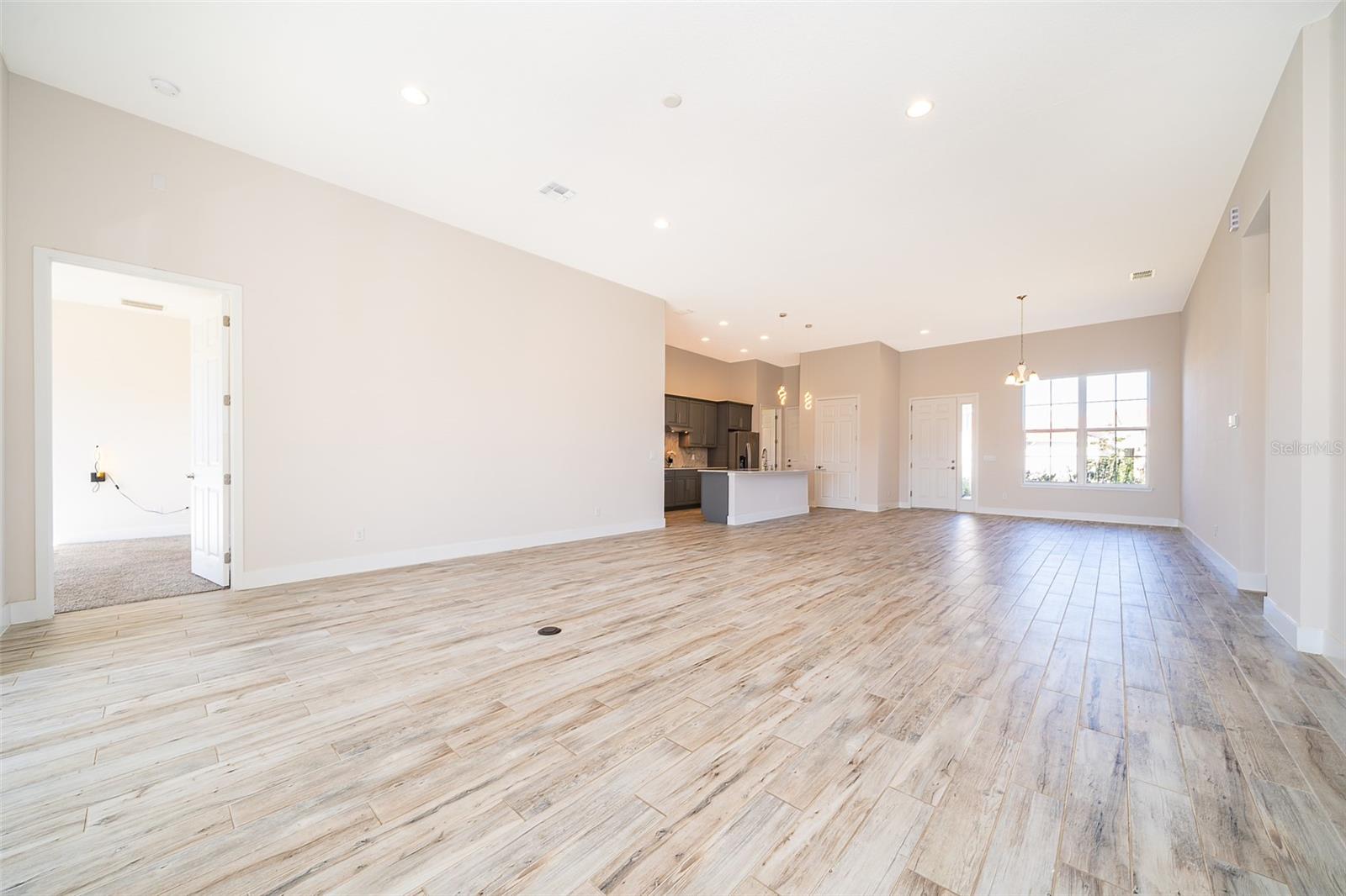 2400 SYMPHONY CIR, ST CLOUD, FL, 34771