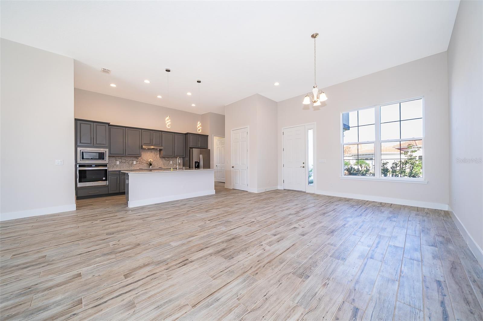 2400 SYMPHONY CIR, ST CLOUD, FL, 34771