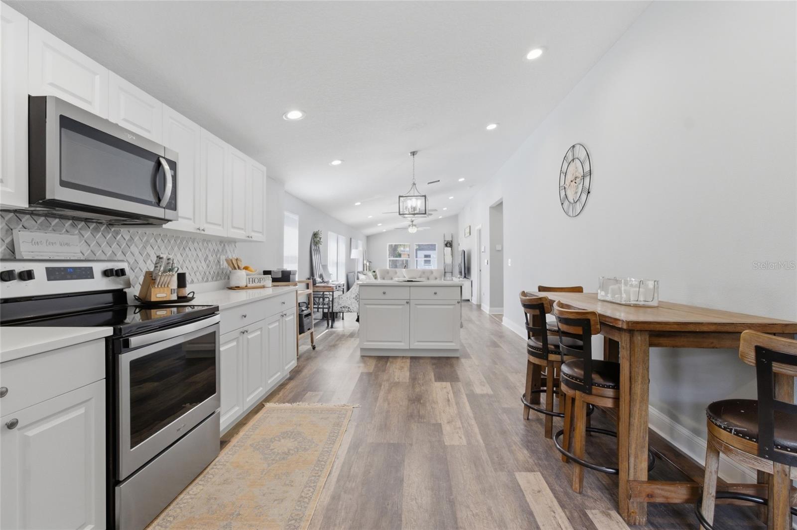 1613 E CHELSEA ST, TAMPA, FL, 33610