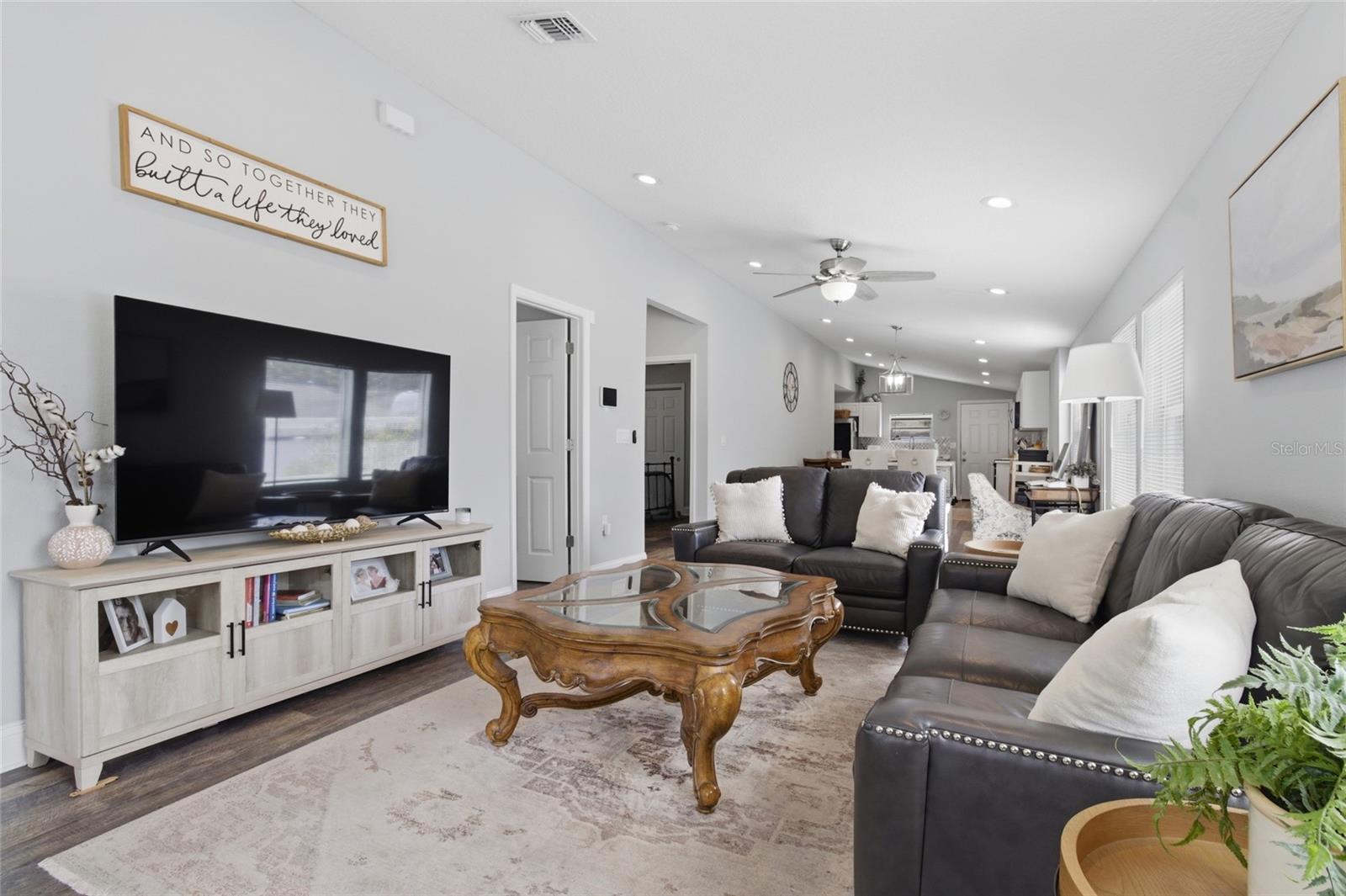 1613 E CHELSEA ST, TAMPA, FL, 33610