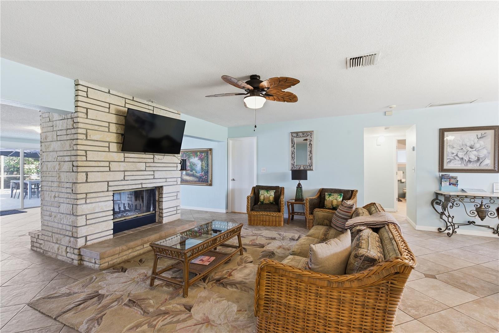 1 MAPLEWOOD AVE, CLEARWATER, FL, 33765