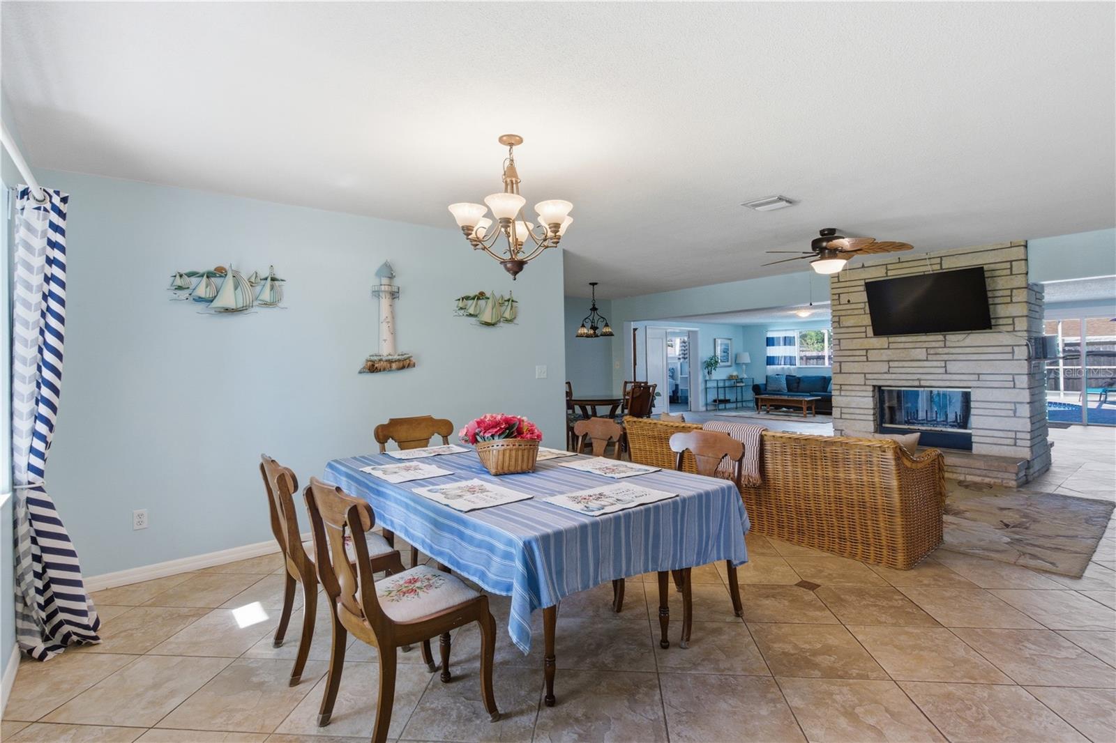 1 MAPLEWOOD AVE, CLEARWATER, FL, 33765