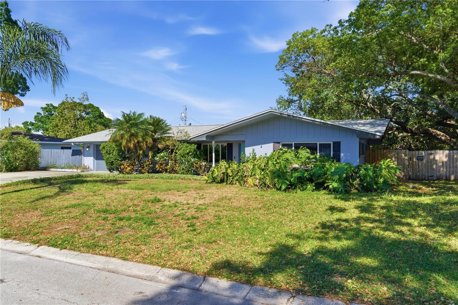 1 MAPLEWOOD AVE, CLEARWATER, FL, 33765