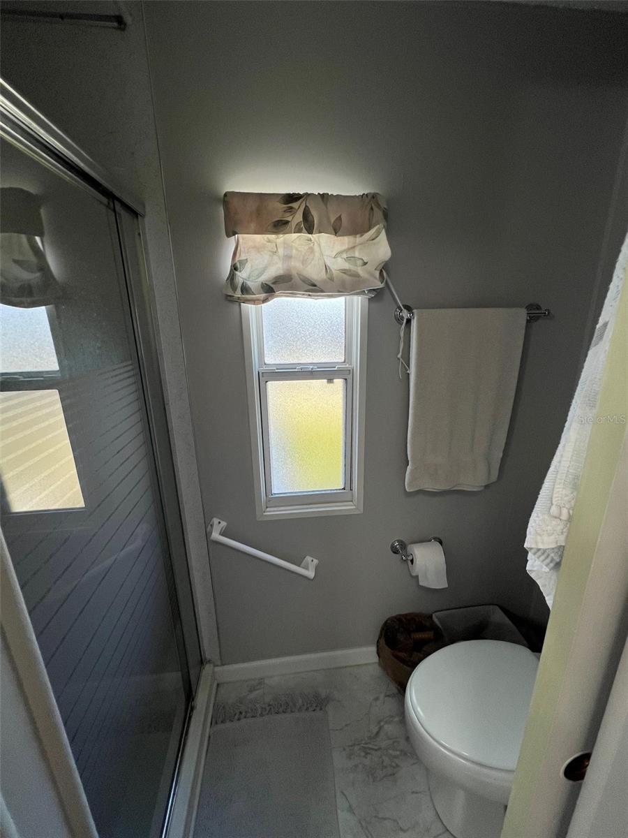 18 SABAL PALM DR, LARGO, FL, 33770