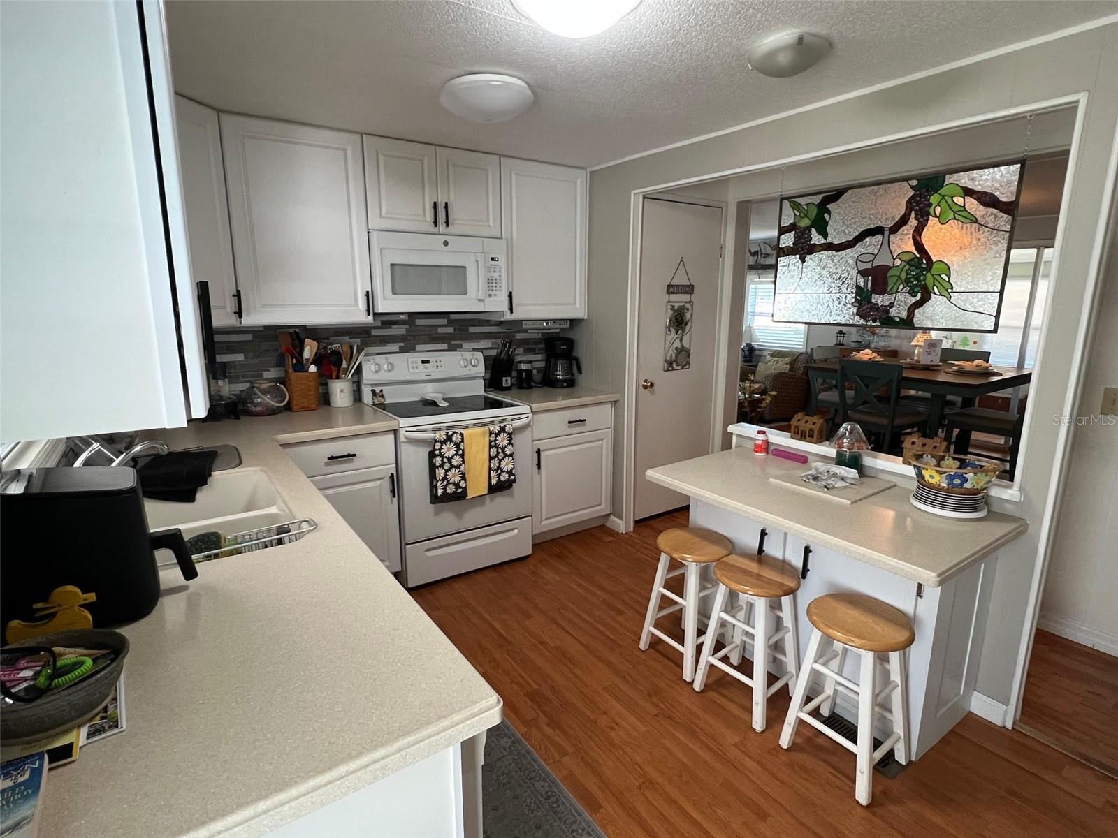 18 SABAL PALM DR, LARGO, FL, 33770