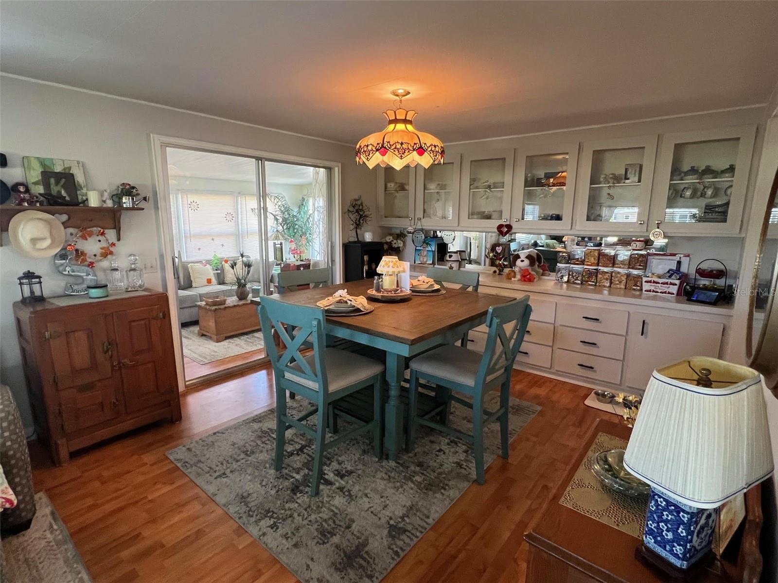 18 SABAL PALM DR, LARGO, FL, 33770