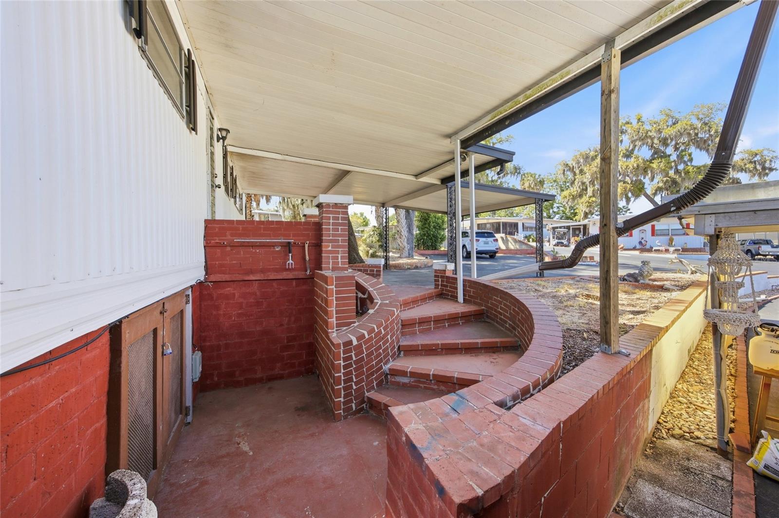 3896 PICCIOLA RD #411, FRUITLAND PARK, FL, 34731