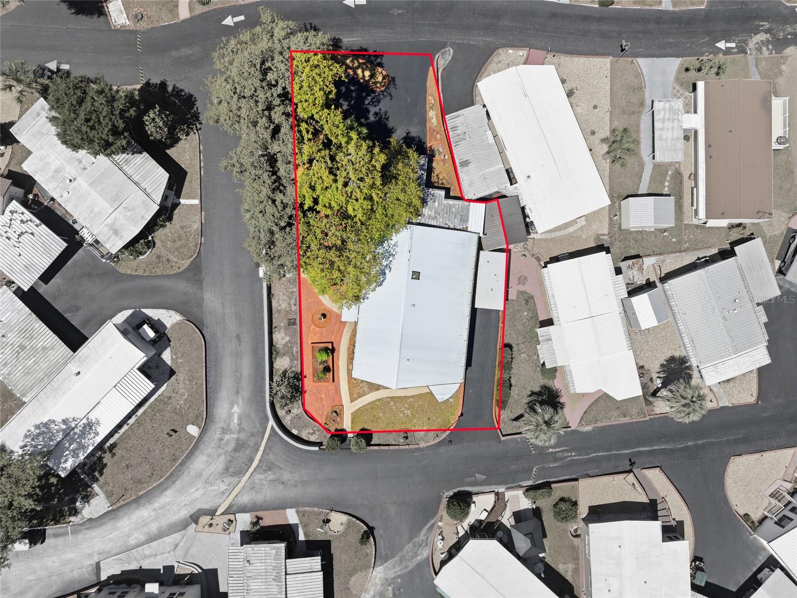 3896 PICCIOLA RD #411, FRUITLAND PARK, FL, 34731