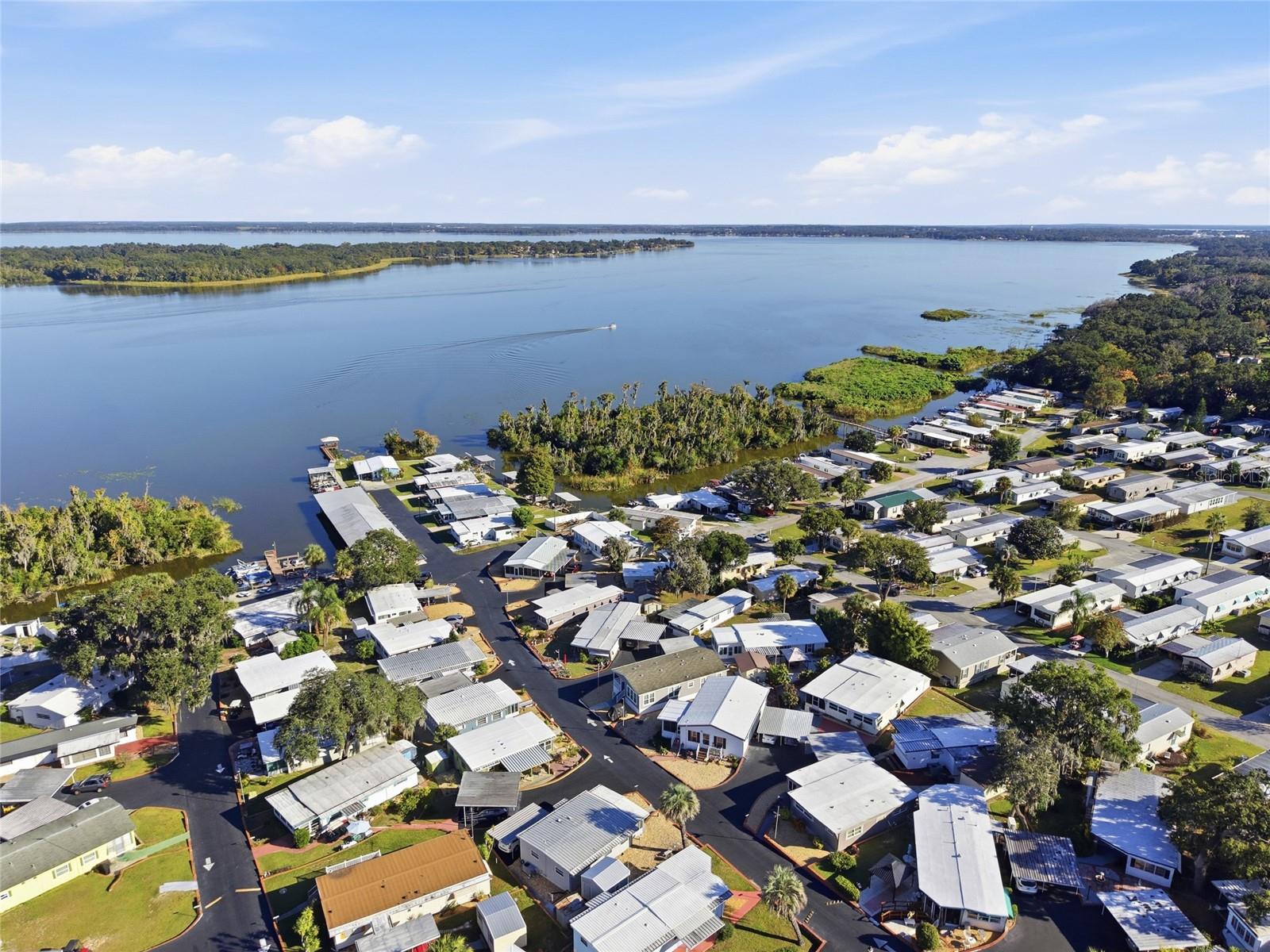 3896 PICCIOLA RD #411, FRUITLAND PARK, FL, 34731