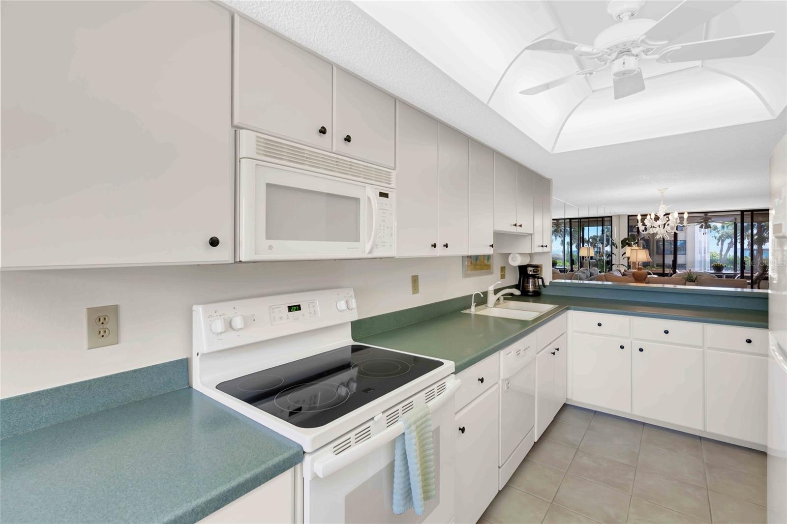 8764 MIDNIGHT PASS RD #A202, SARASOTA, FL, 34242