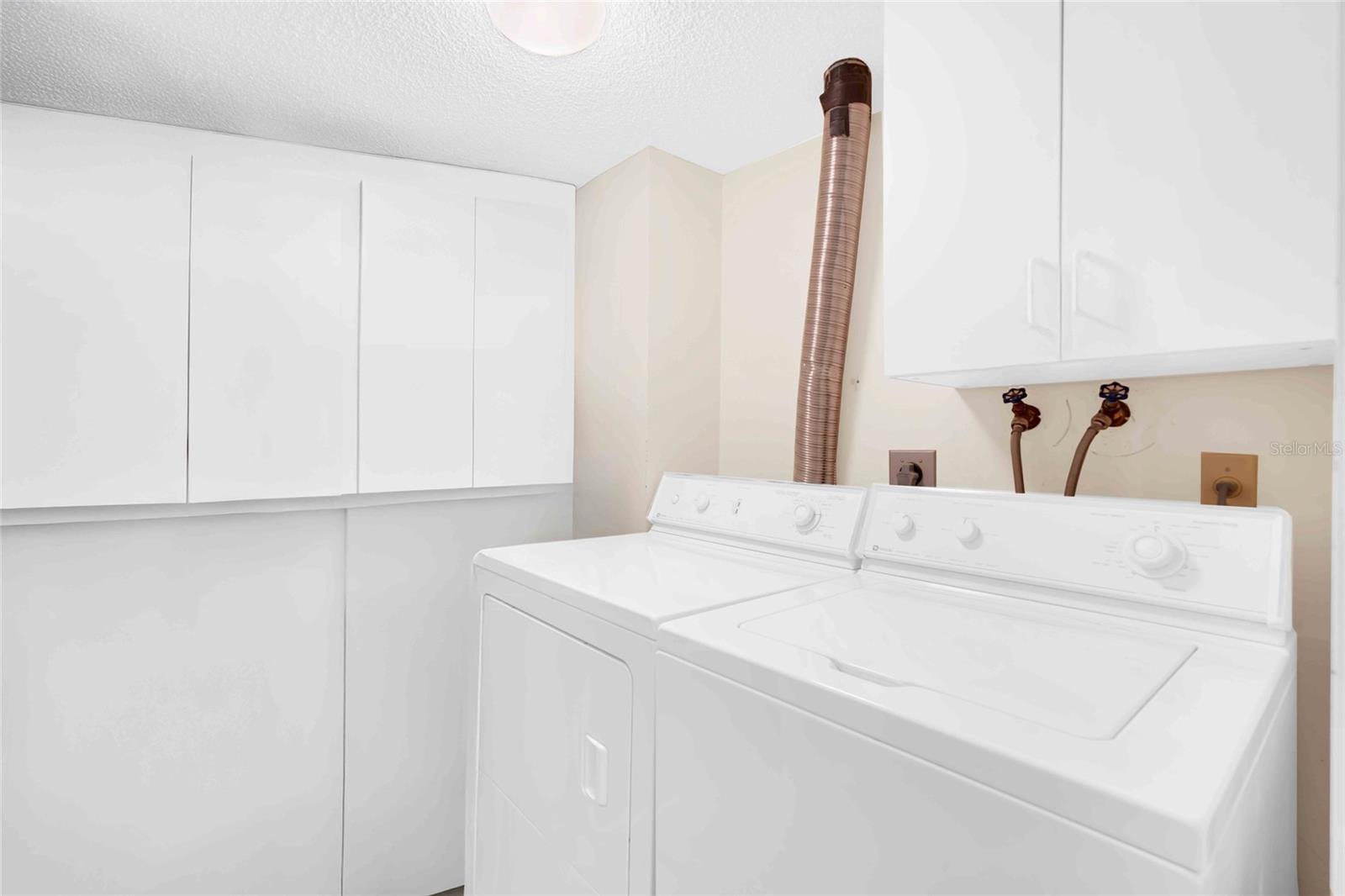 8764 MIDNIGHT PASS RD #A202, SARASOTA, FL, 34242
