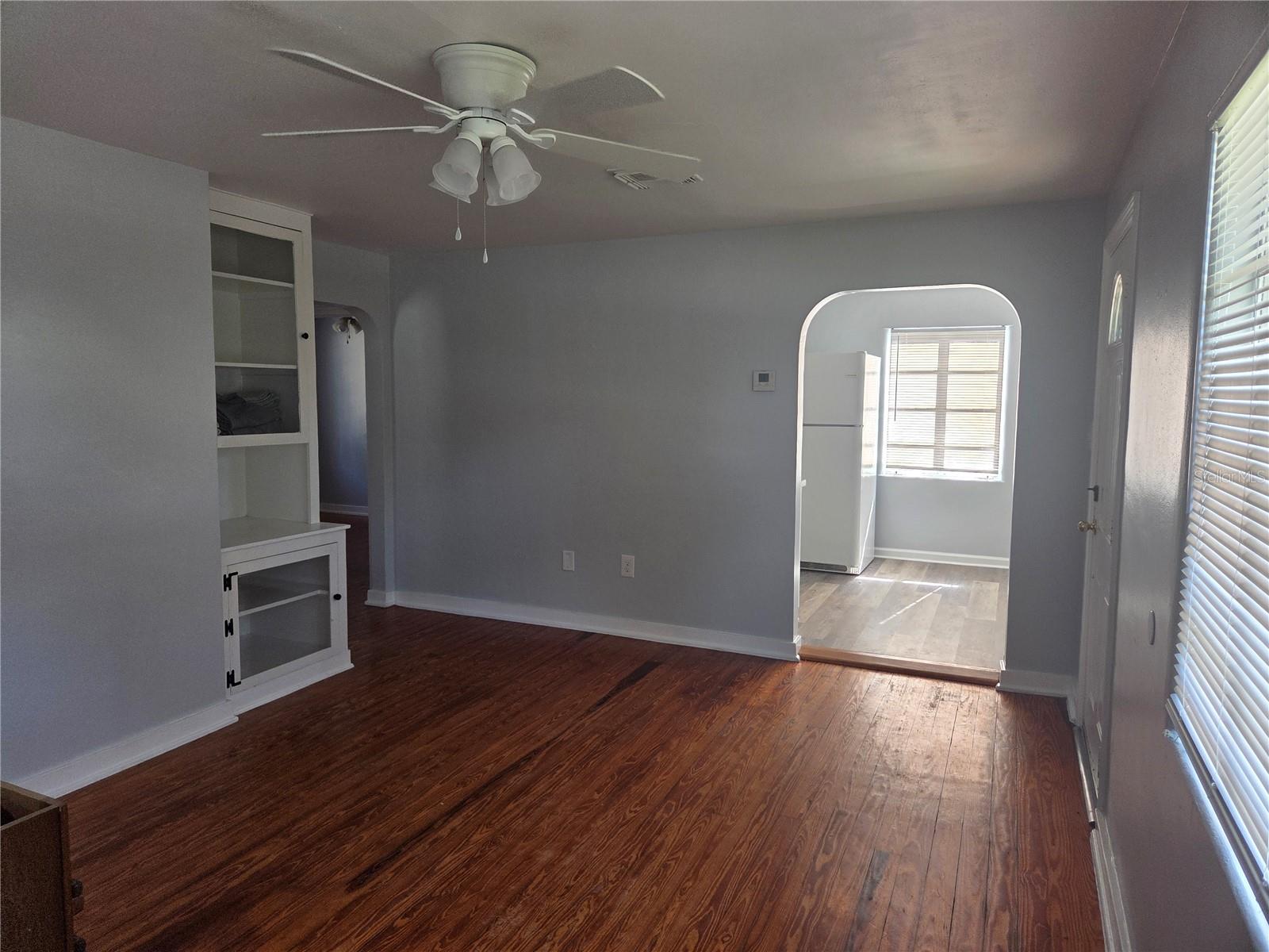 101 E ATWATER AVE, EUSTIS, FL, 32726