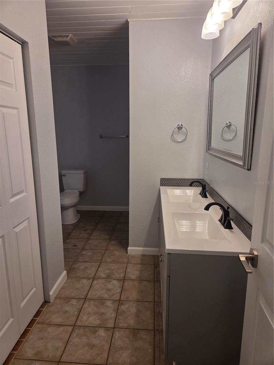 101 E ATWATER AVE, EUSTIS, FL, 32726