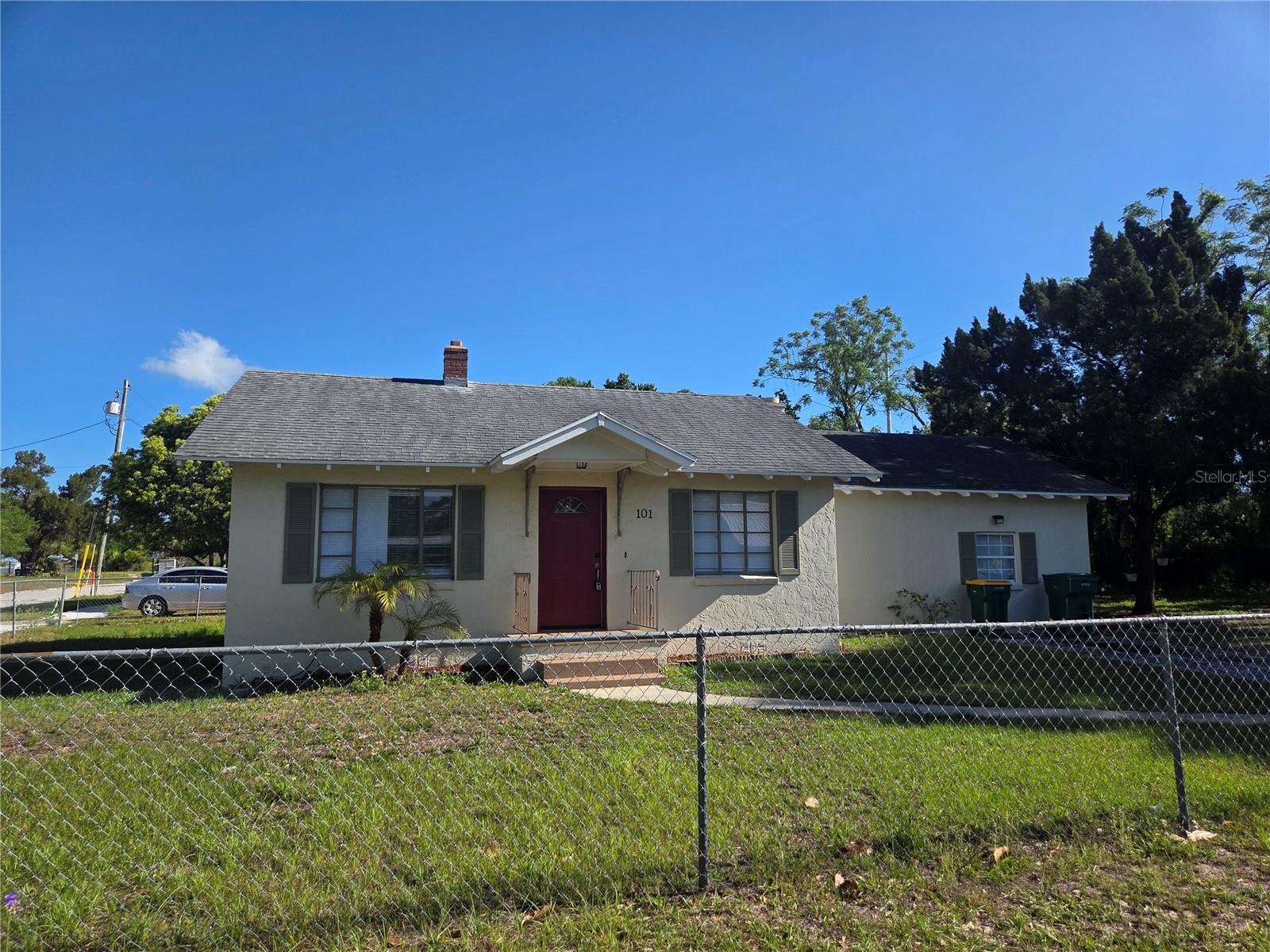 101 E ATWATER AVE, EUSTIS, FL, 32726