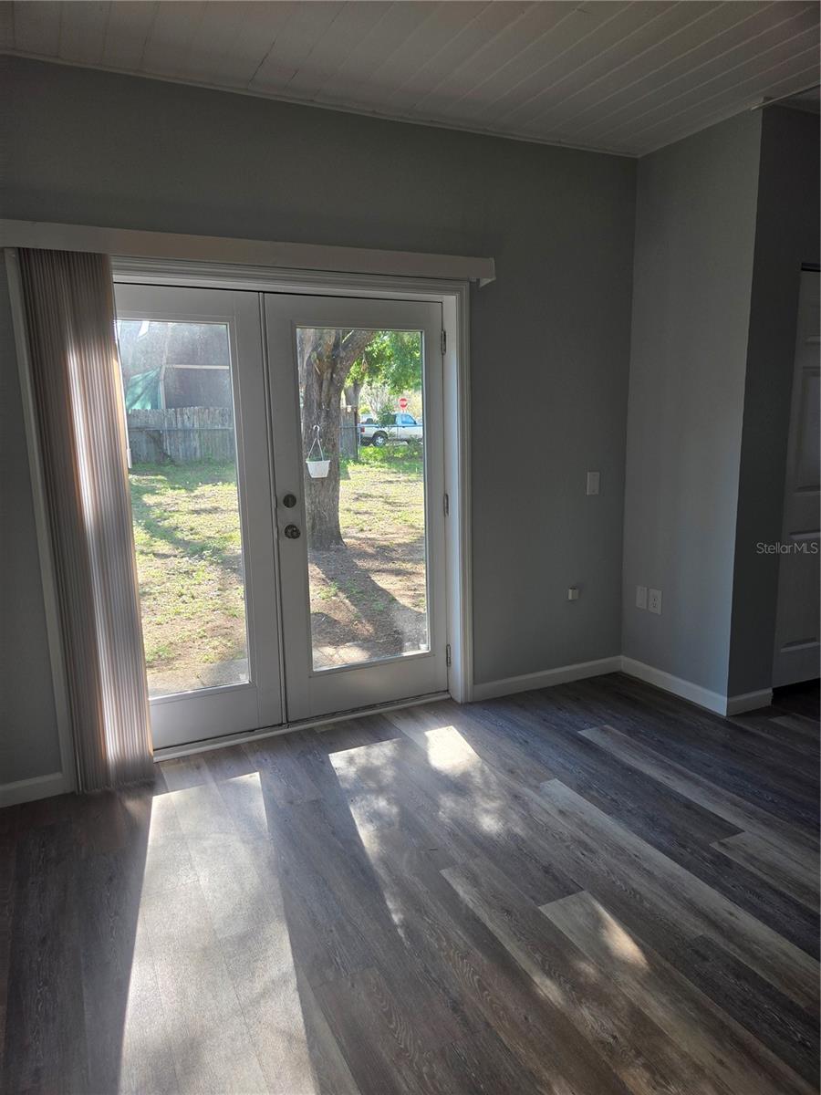 101 E ATWATER AVE, EUSTIS, FL, 32726